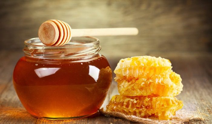 honey with honeycomb