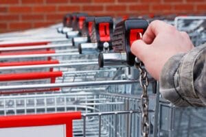 Ночные смены без договора: как в Польше зарабатывают на бесправии работников