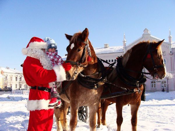 santa_claus_work_in_poland