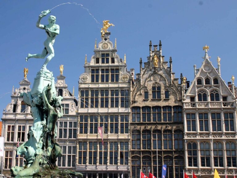 Brabo_Fountain_and_Grote_Markt_main_square_of_Antwerp|761854|Знімок екрана з 2023-05-13 01-19-53|116469_r0_1140