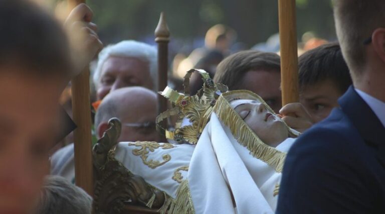 kalwaria-zebrzydowska-matka-boża-maryja-1024x683|KRAKÓW BUKIET DLA MATKI BOSKIEJ ZIELNEJ