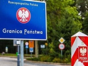 Польща закриває в’їзд за не біометричними російськими паспортами