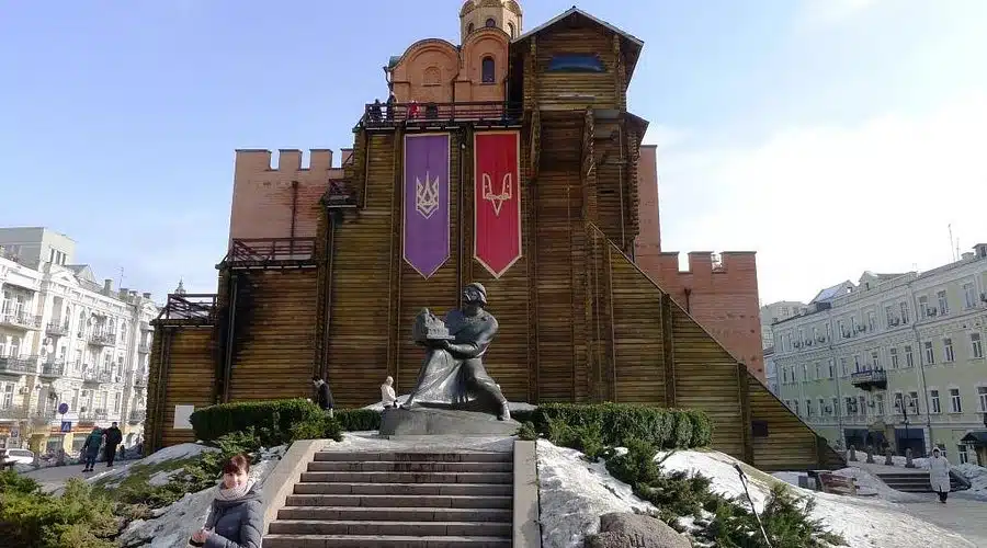 Золотые ворота Владимира Великого (реконструкция)