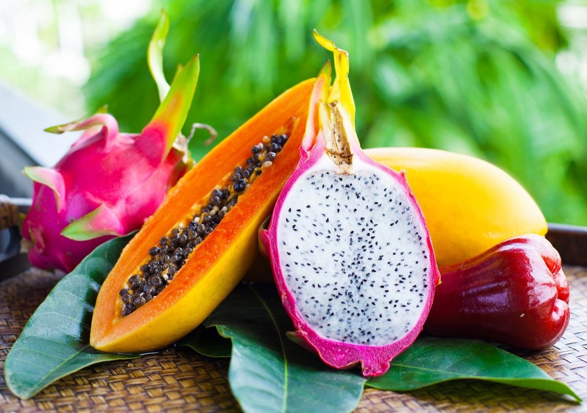 Тропические фрукты